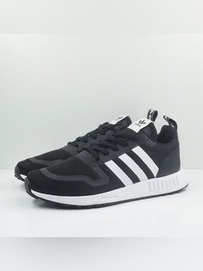 adidas Men’s Black & White Multix Sneaker Running Shoes (Excellent Condition)